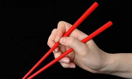 How to use chopsticks: step-by-step instructions and recommendations Etiquette and taboos associated with chopsticks